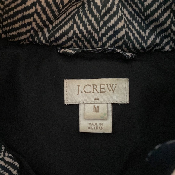 J Crew Factory Herringbone printed Puffer Vest - Picture 3 of 4